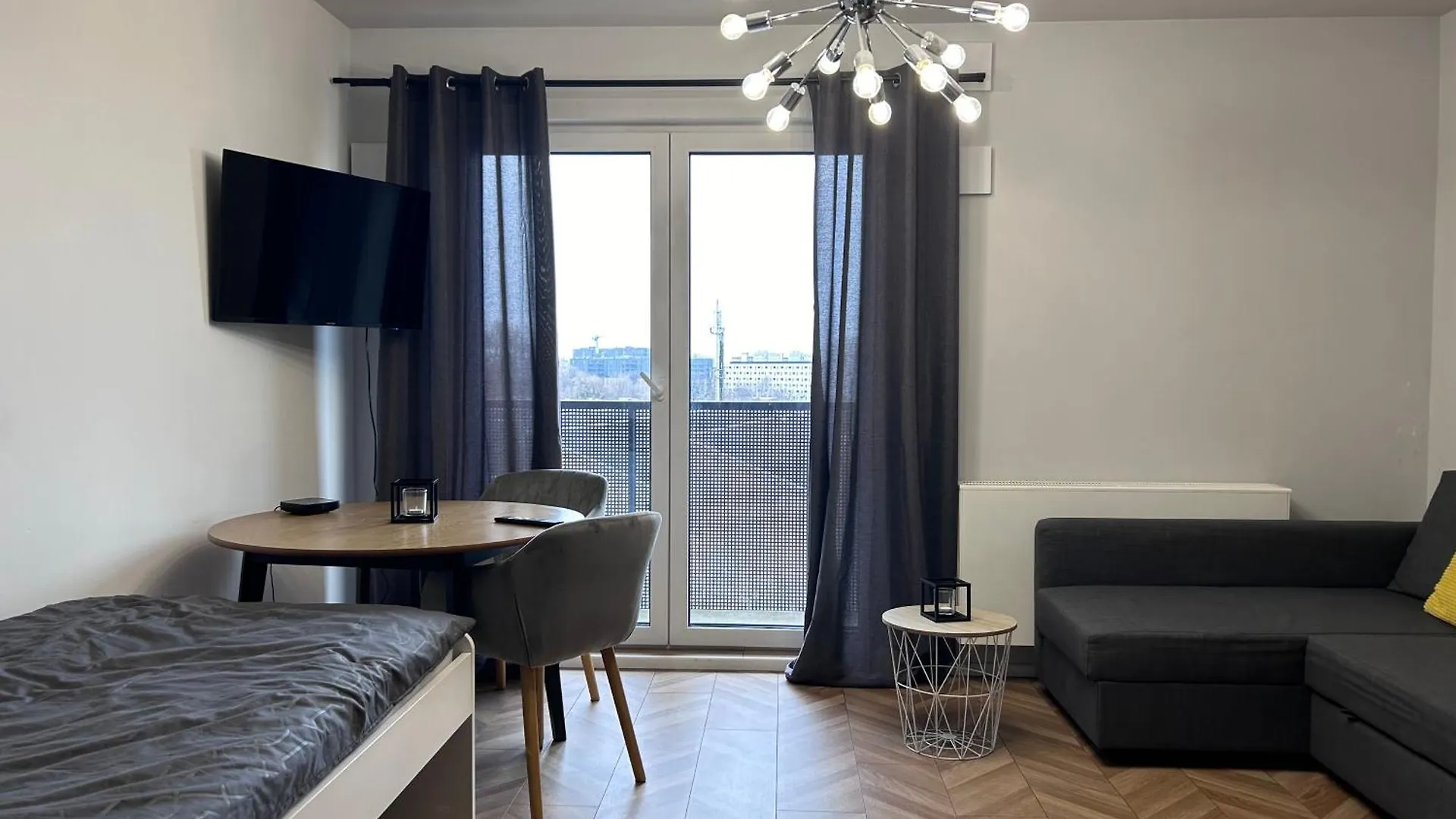 Apartament Z Balkonem I Parkingiem Wroclaw 0*,
